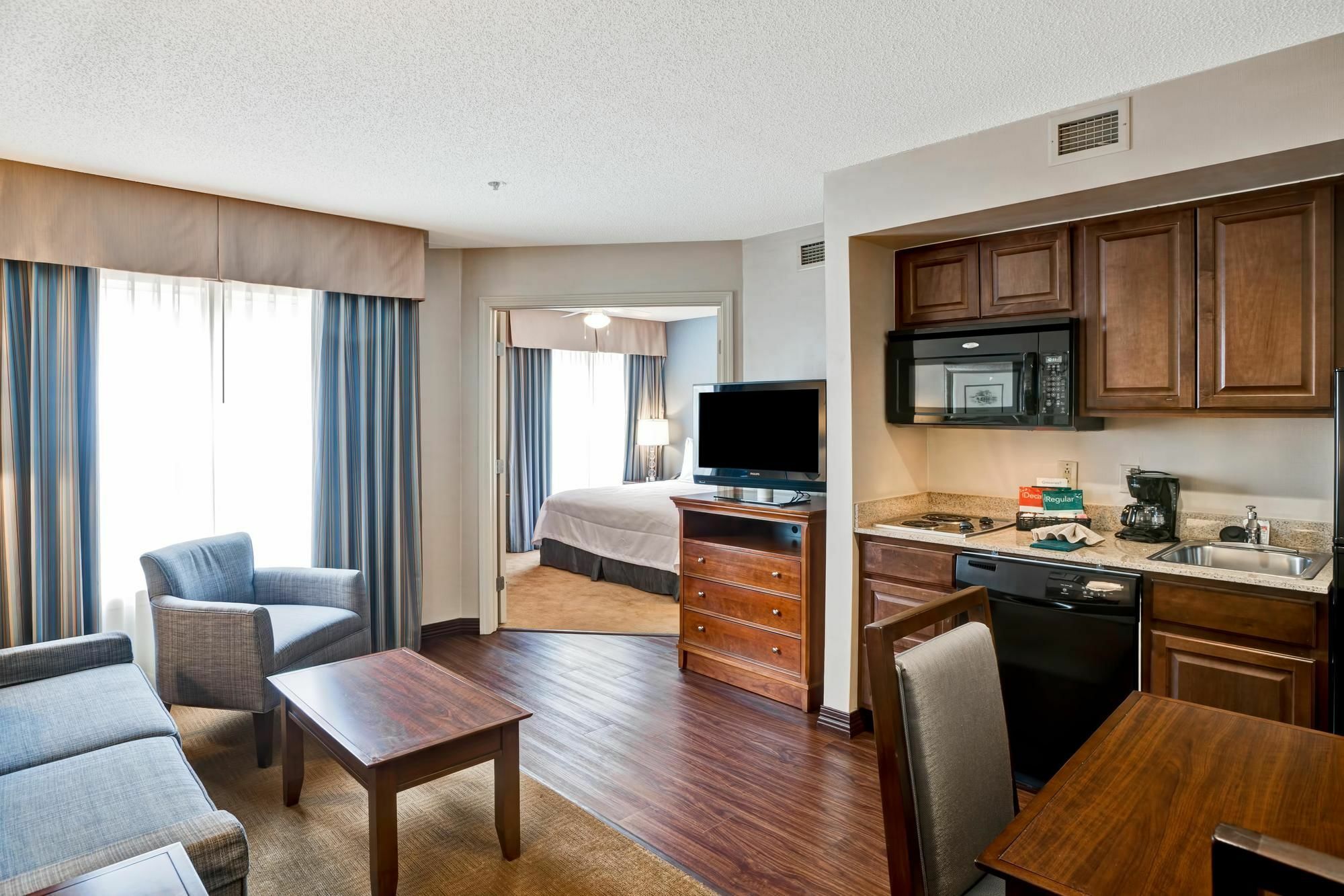 Homewood Suites By Hilton Windsor Locks Hartford Kültér fotó